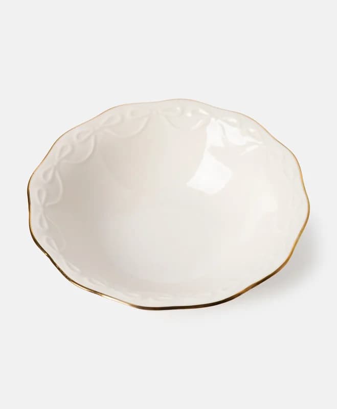 Salaterka porcelanowa z tłoczonymi kokardkami, Pepco